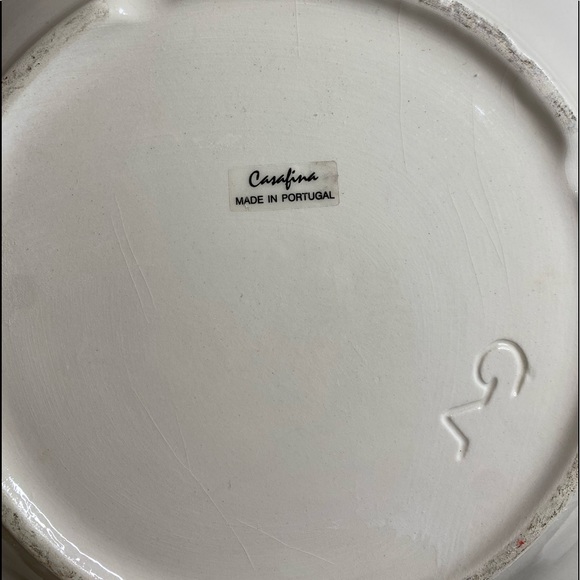 Three piece serving platter with strainer. - Picture 10 of 10